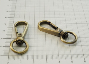 Карабин для сумки. Антик браш 11 мм