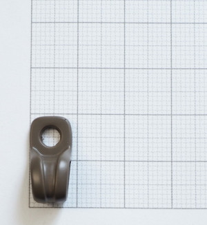 Петля для обуви. Серая эмаль + хольнитен